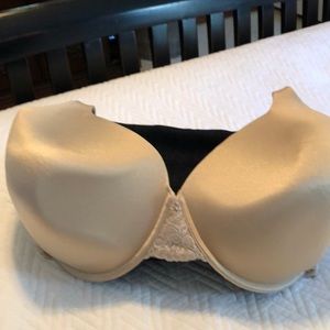 Like new Vanity Fair bra